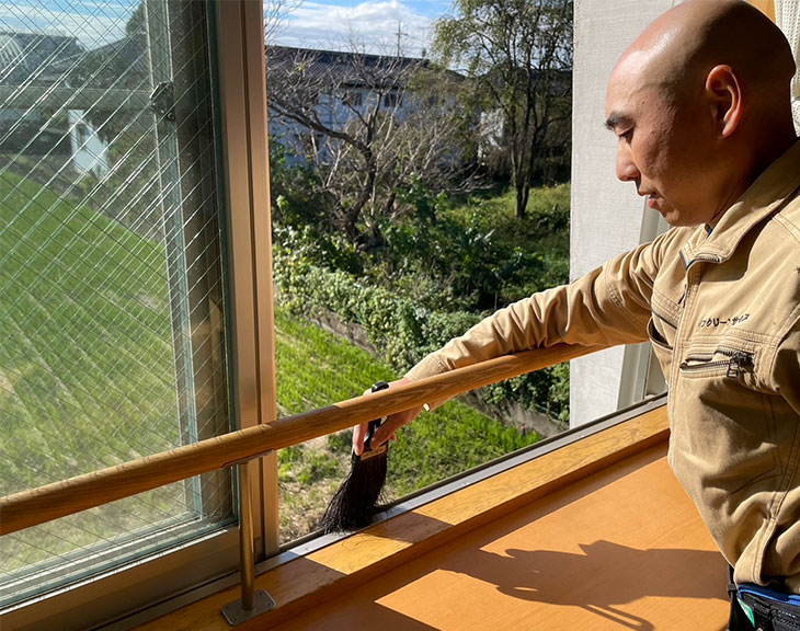 サッシ清掃